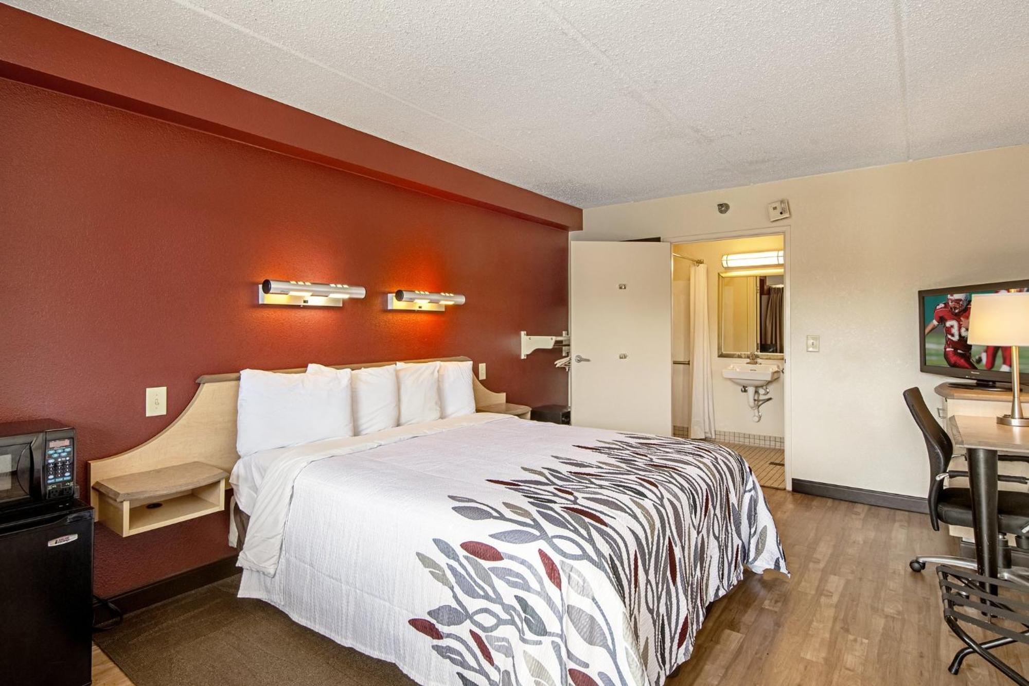 Red Roof Inn Elkhart Exteriör bild